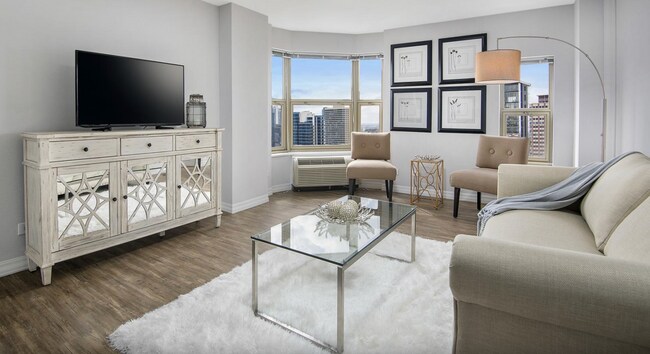 Photo - 21 W Chestnut St Unit 806