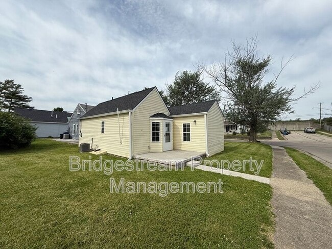 Photo - 2800 Cadillac St
