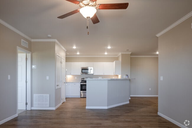 2BR, 2BA - 1,175SF - Ridgewood Hills Apartments