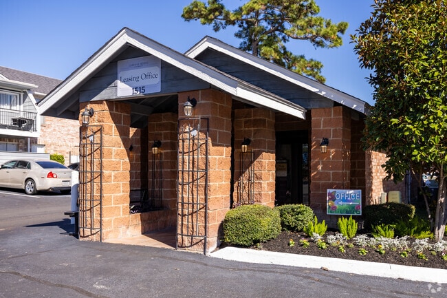 Leasing Office