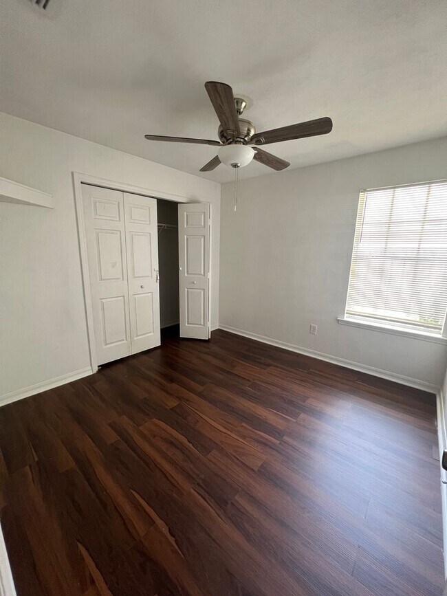 Photo - 2954 SW 40th Ave