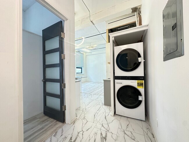 Photo - 109 Summer St