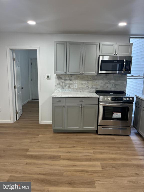 Photo - 163 N Edgewood St