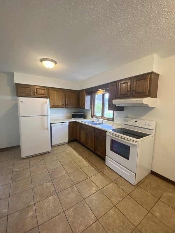 Photo - 319 Opal Cir