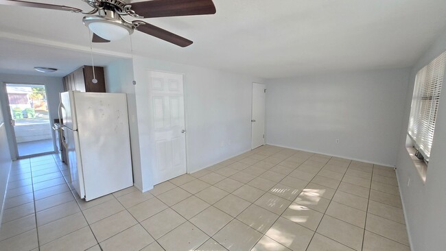 Photo - Nice 1 bed/ 1 bath near Downtown Sarasota Available Now!