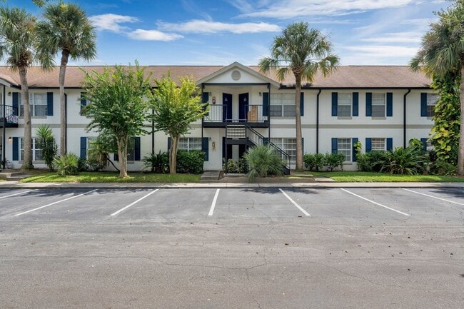 Building Photo - Spacious 2/2 Condo In Lancelot at Winter Park Unit B203