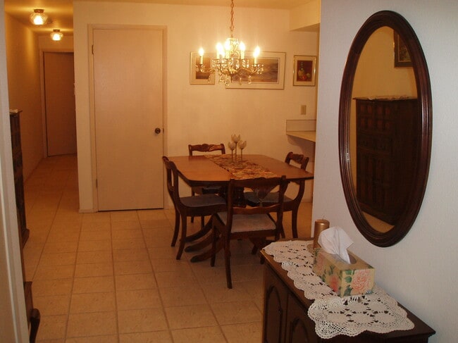 Photo - 515 16th Ave SE