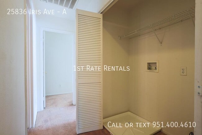 Photo - 25836 Iris Ave