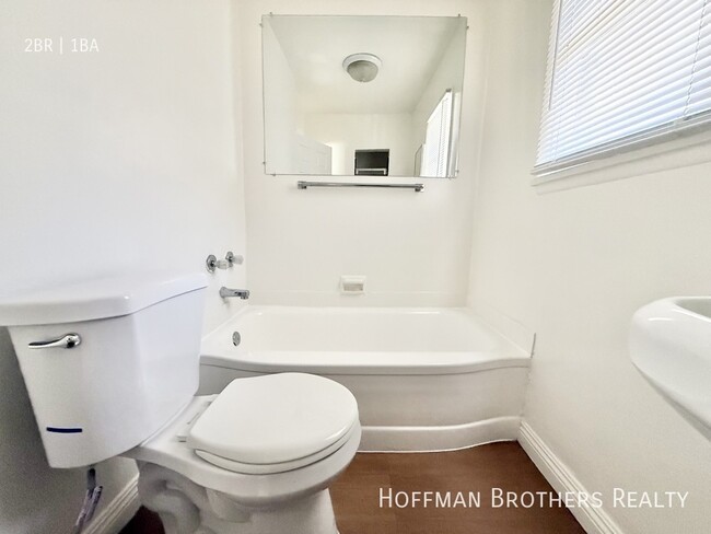 Photo - 902 Alandele Ave