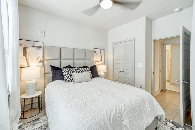 126 - Dakota at Shepherd