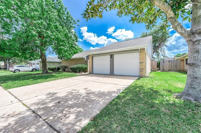 Photo - 13407 Wells River Dr