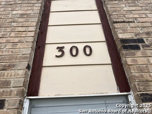 Building Photo - 300 Moursund Blvd Unit 2 Rental