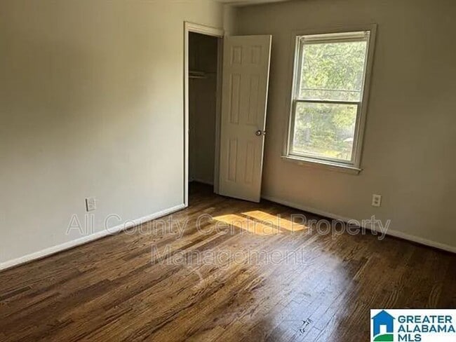 Photo - 6936 66th St S