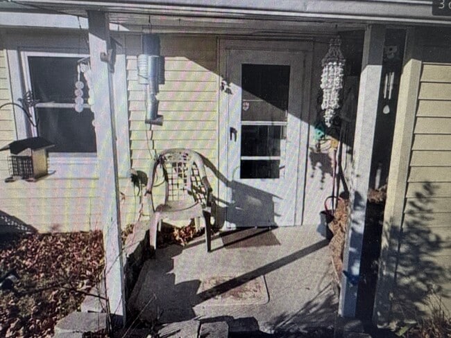 Photo - 202 E South St