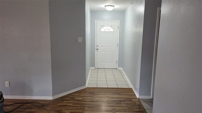 Photo - 1502 Sudbury Dr