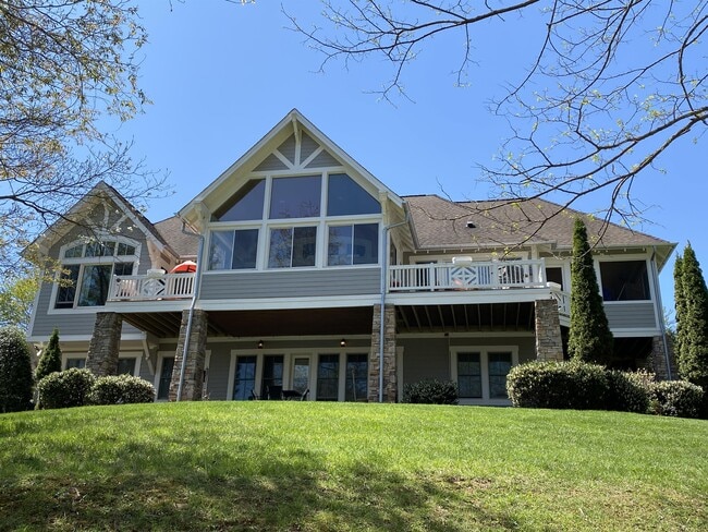 Photo - 65 Orvis Stone Cir