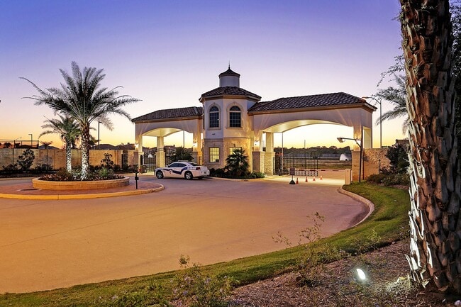 Photo - 13611 Teal Bluff Ln