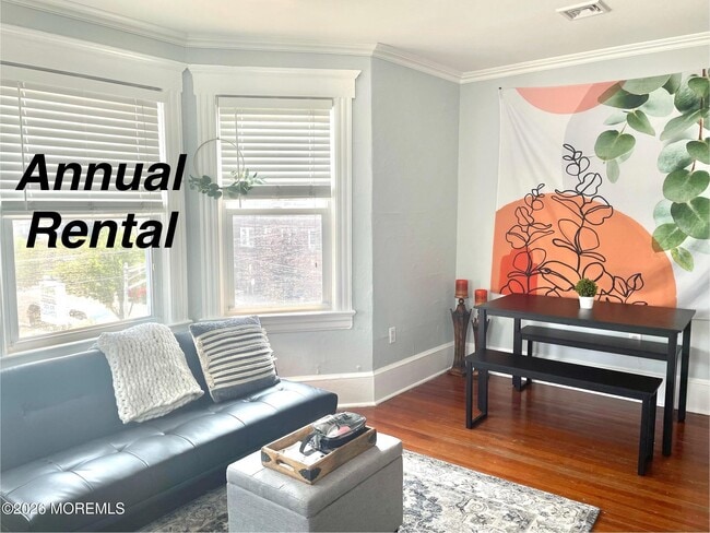 Building Photo - 401 Main St Unit #2