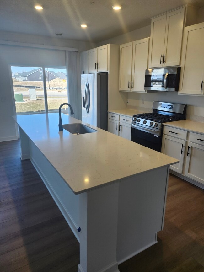 Photo - 10531 Harbor Ln N