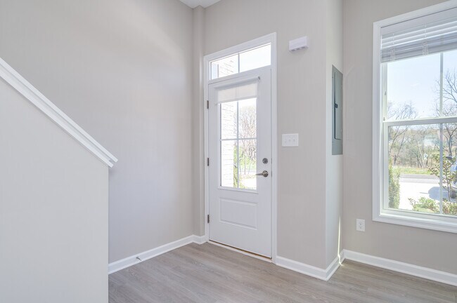Photo - 137 Marineris Cir