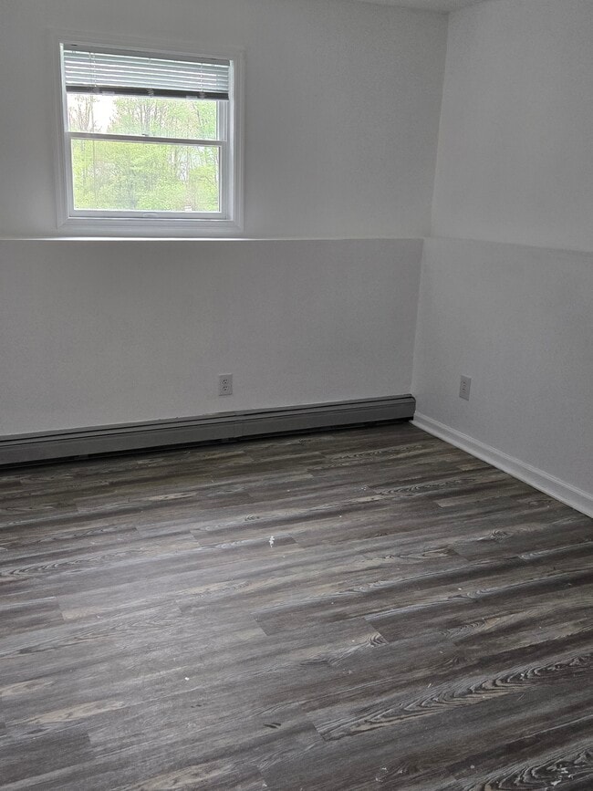 Bed room - 2480 Route 9D Unit Apt 1
