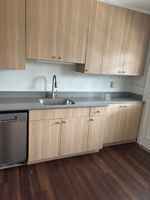 Building Photo - 96 N Main St Rental