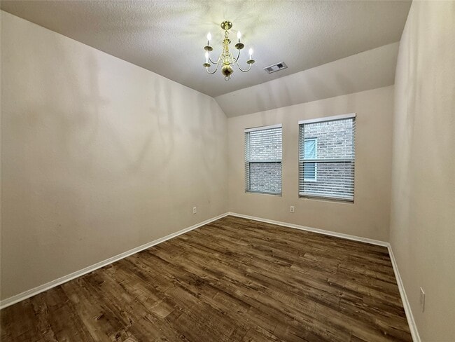 Photo - 14802 Fir Knoll Way