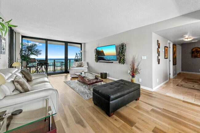 Building Photo - 3000 N Ocean Dr Unit 9a Rental