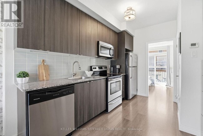 Photo - 390 Hopewell Ave