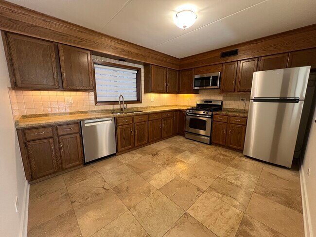 Photo - 2416 W Foster Ave Unit 1N