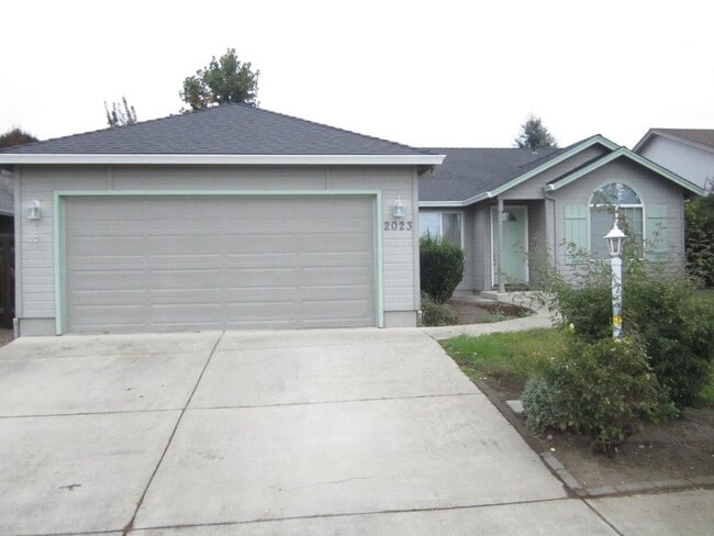 Building Photo - Cozy and Spacious Home for Rent