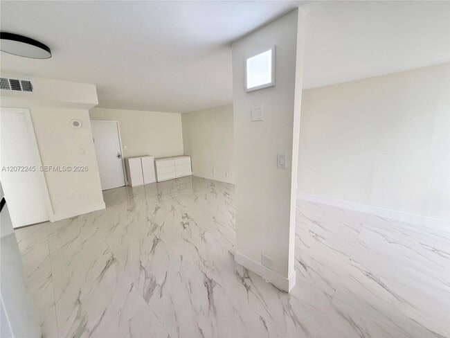 Photo - 16909 N Bay Rd Unit 817