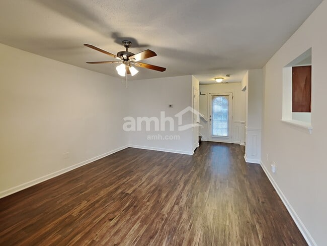 Photo - 1864 Tulip Petal Rd