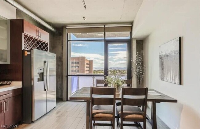 Photo - 353 E Bonneville Ave Unit 636