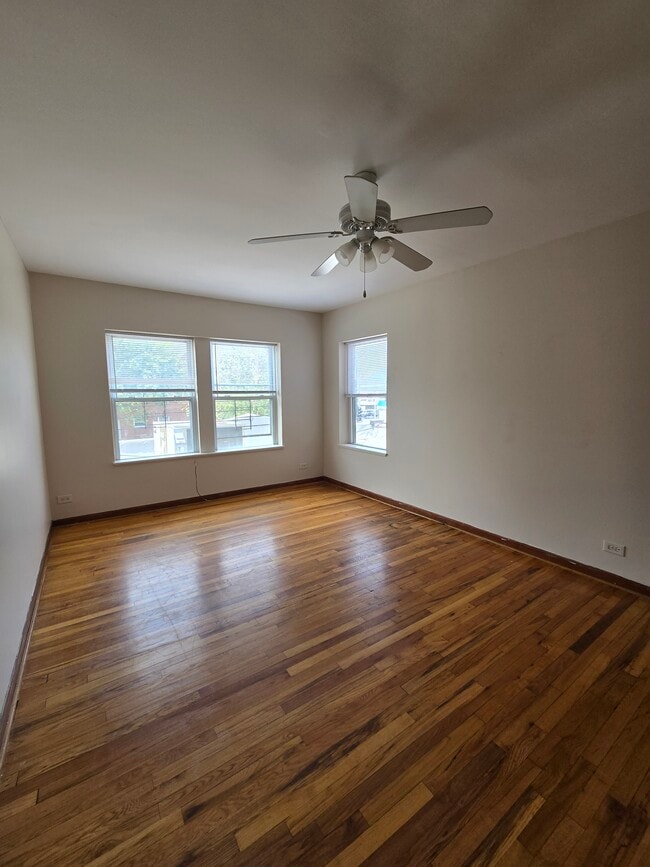 Photo - 3159 W Argyle St Apartments Unit 2S