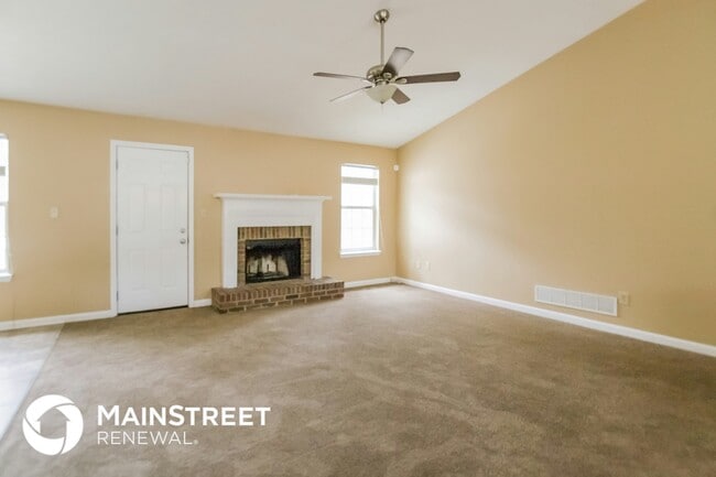 Photo - 325 King Henry Rd