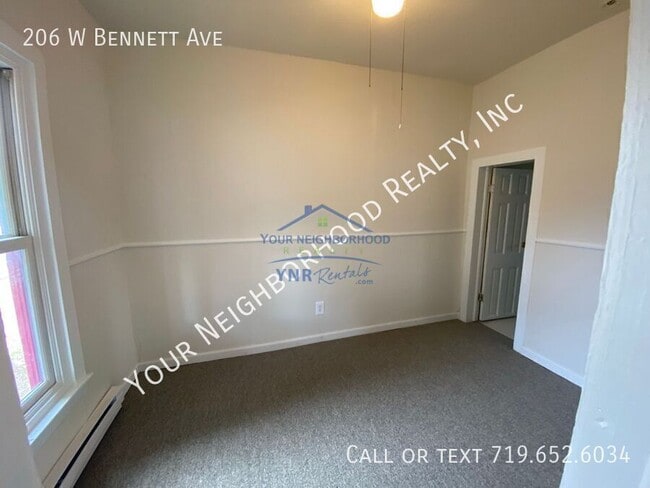 Photo - 206 W Bennett Ave