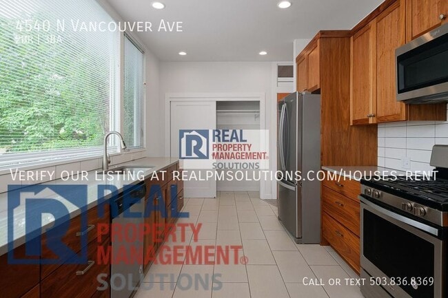 Photo - 4540 N Vancouver Ave