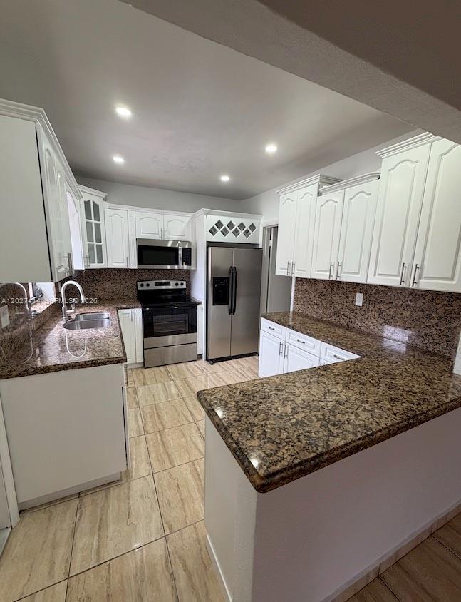 Photo - 151 W 44th St