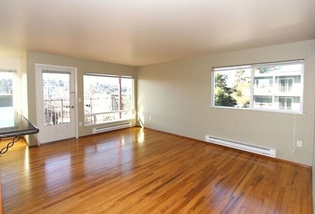 Barrett Square Apartments