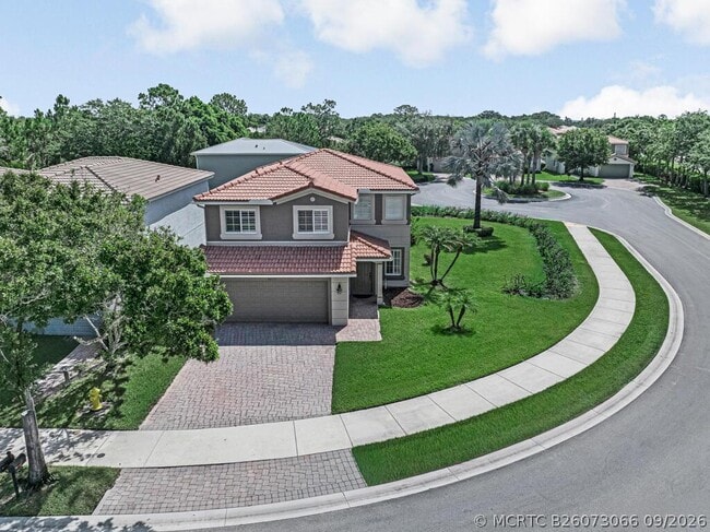 4825 SE Chiles Ct