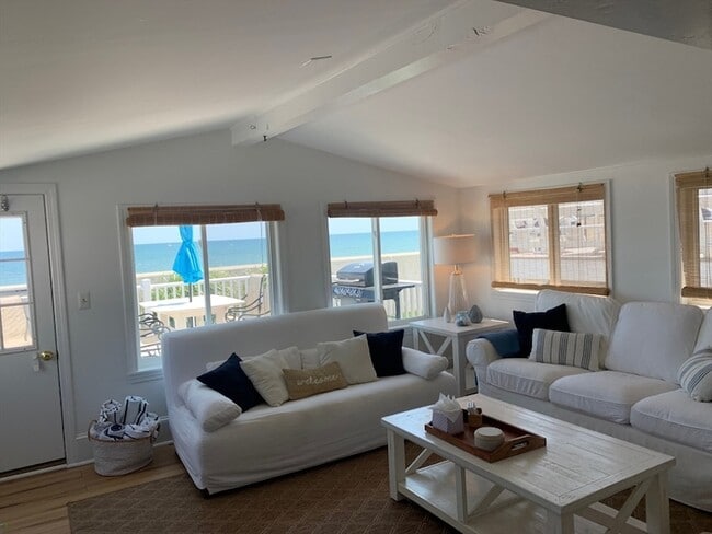 Photo - 63 Ocean Rd N