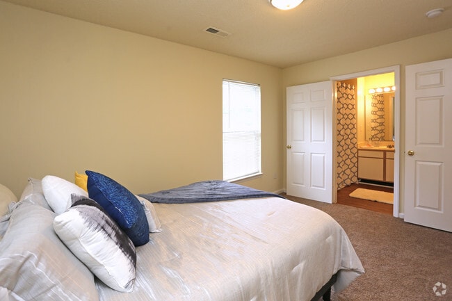 2HAB, 2BA - Millbrook Apartments