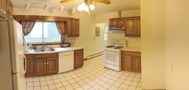 Photo - Charming 3-Bedroom Haven in prime Milton neighborhood! Unit 1