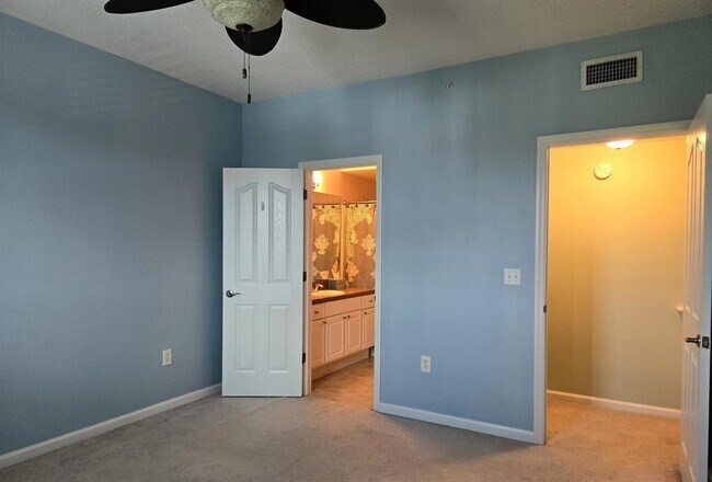 Photo - 2056 Alta Meadows Ln