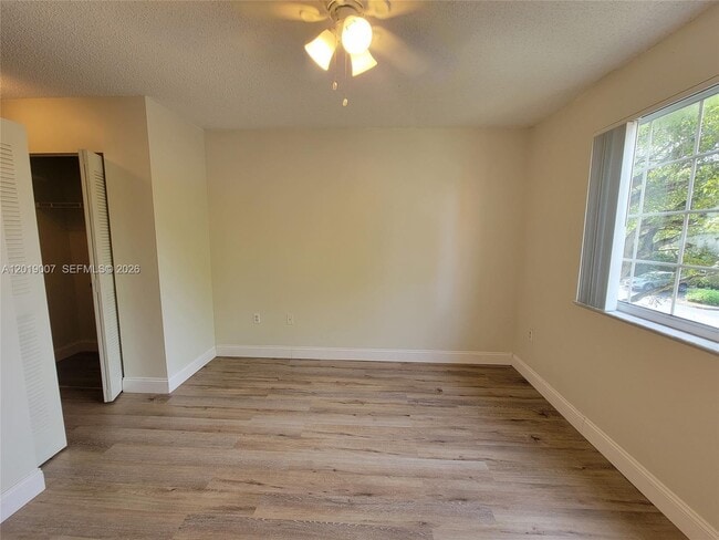 Photo - 4155 N Haverhill Rd Unidad 1415