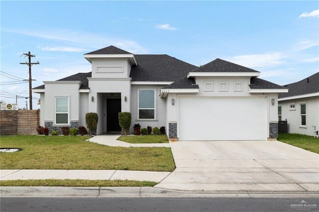 Building Photo - 18 Duncan Ln