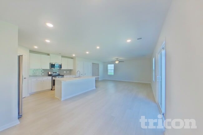 Photo - 1007 Cleveland Meadows Trl