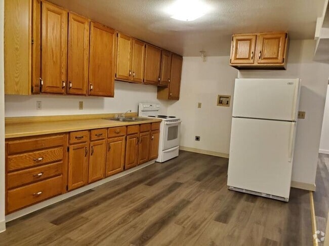 Building Photo - 3 bedroom in Billings MT 59101 Rental