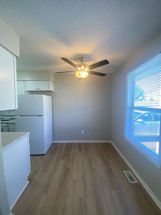 Photo - 3101 SE 17th St Unidad 3103 SE 17th Street